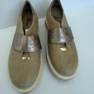 DROMEDARIS - Leather Platform Shoe